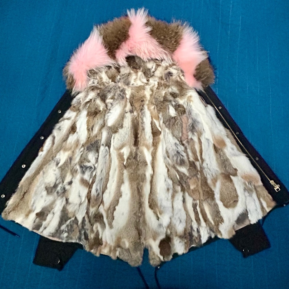 Short Parka with large Fox Fur collar and removable Rabbit Fur Lining